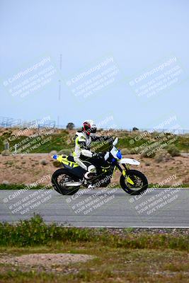 media/Mar-10-2024-TrackXperience (Sun) [[cef06d0f9a]]/Group 1/Session 1 (Turn 2)/